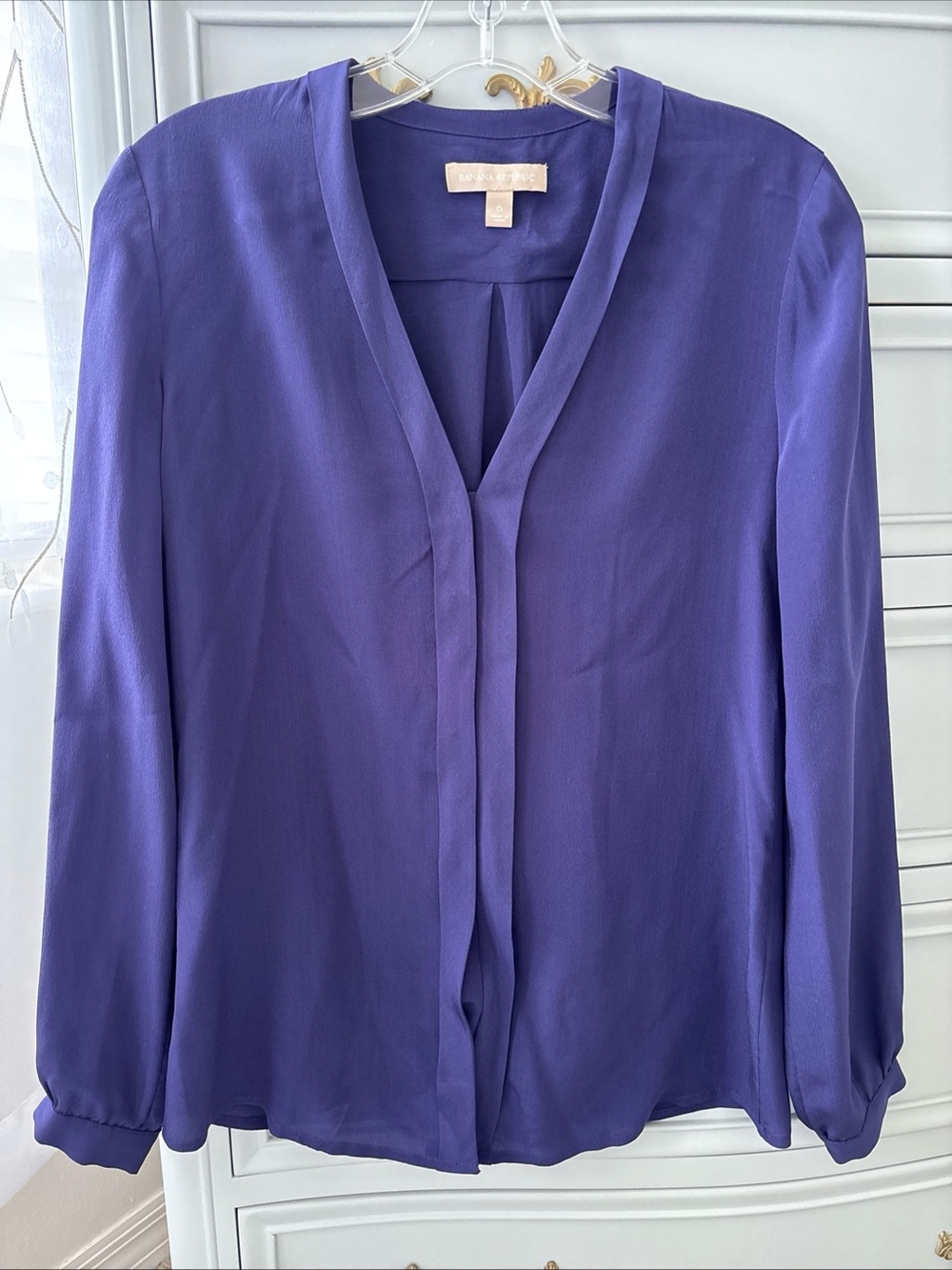 Banana Republic Silk Blouse Sony Studios Wardrobe Costume Dept TV Film Prop